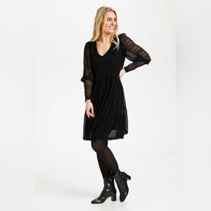 CREAM brand CR Little Black dress. BNWT in Size small